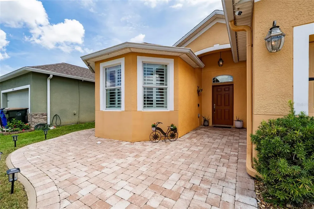 1831 Centennial Avenue St Cloud FL 34769