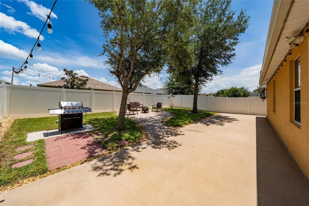 1831 Centennial Avenue St Cloud FL 34769