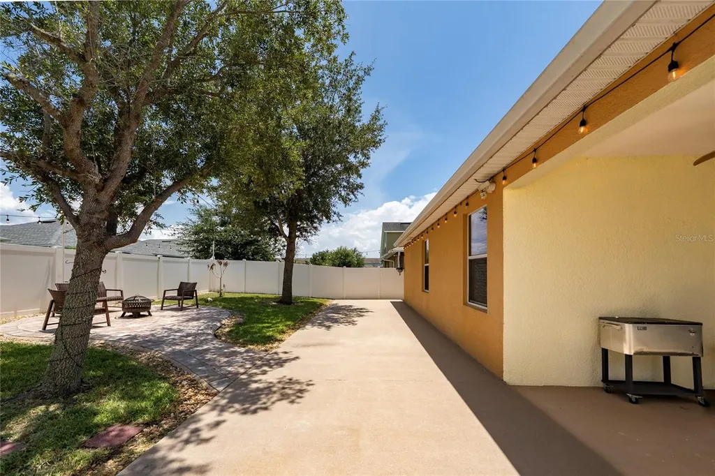 1831 Centennial Avenue St Cloud FL 34769