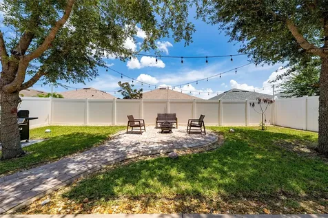 1831 Centennial Avenue St Cloud FL 34769