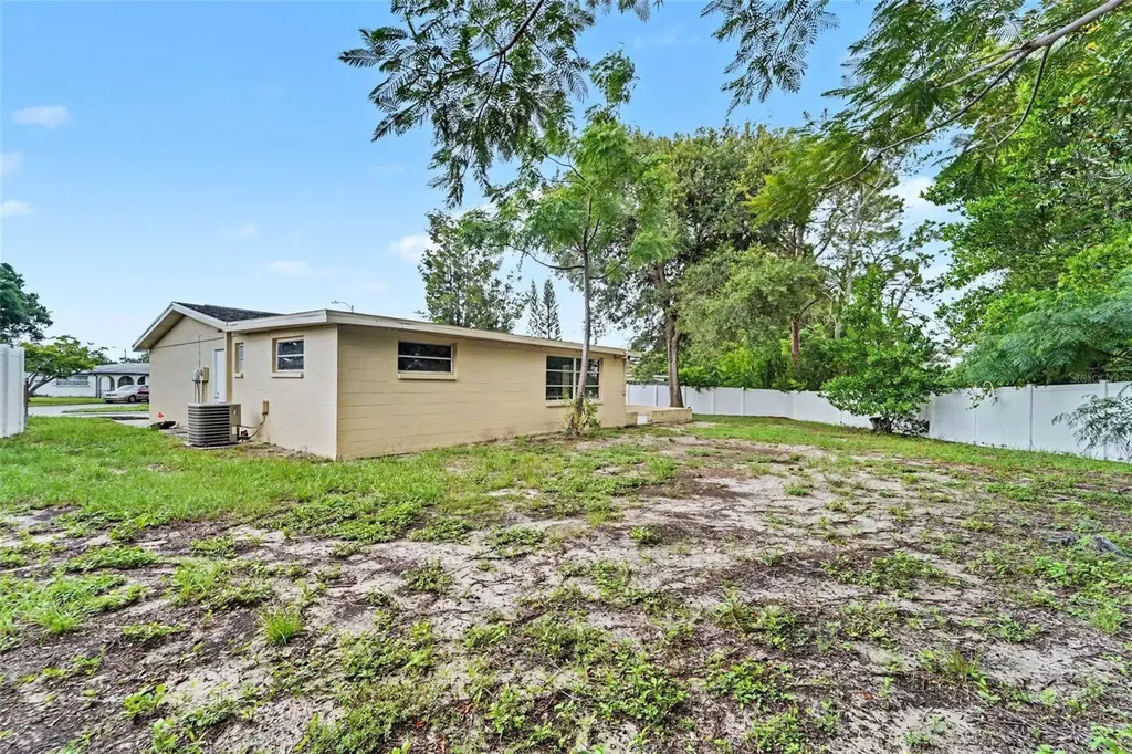6177 Maplewood Drive New Port Richey FL 34653