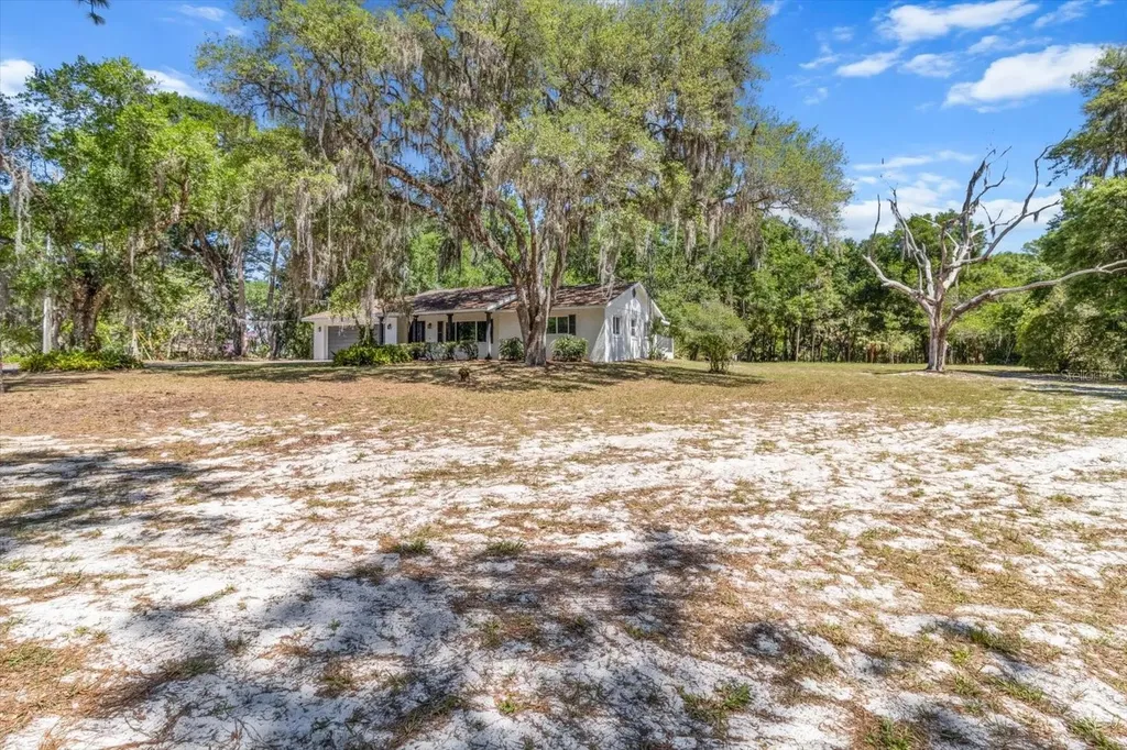 1255 S Estate Point Inverness FL 34450