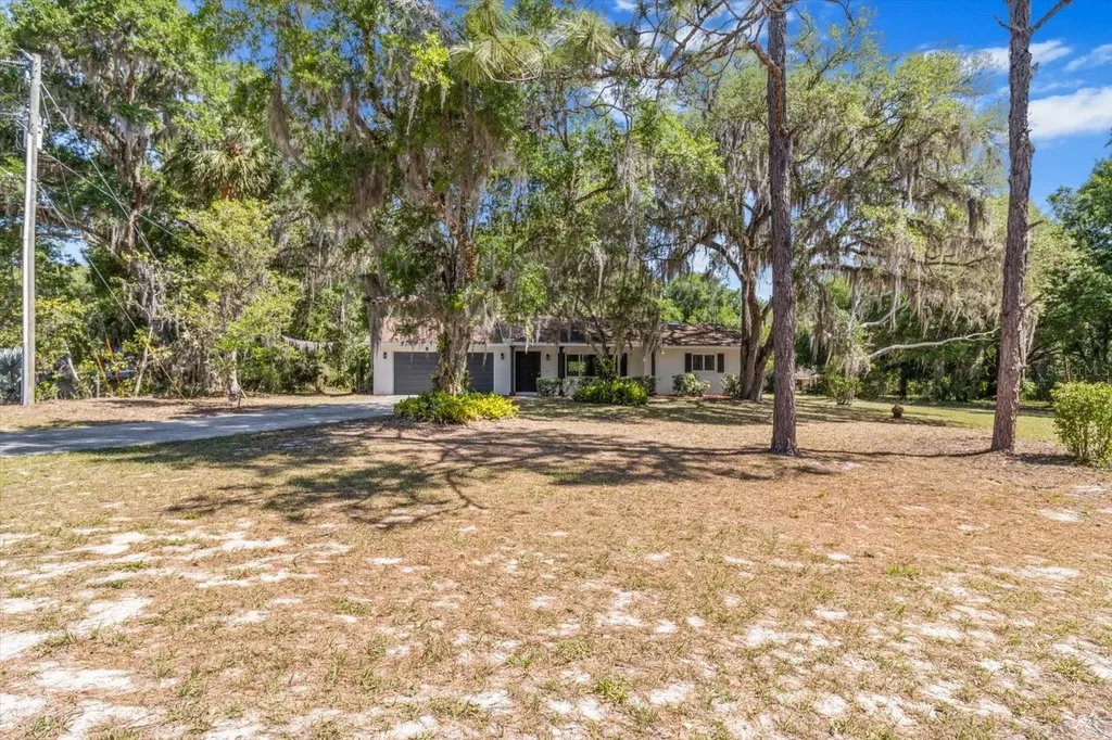 1255 S Estate Point Inverness FL 34450