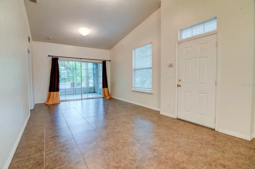 1563 NW 29th Road Gainesville FL 32605