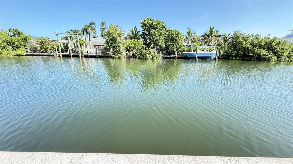 420 63rd Street Holmes Beach FL 34217