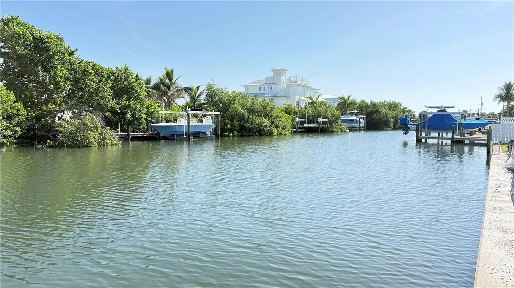 420 63rd Street Holmes Beach FL 34217