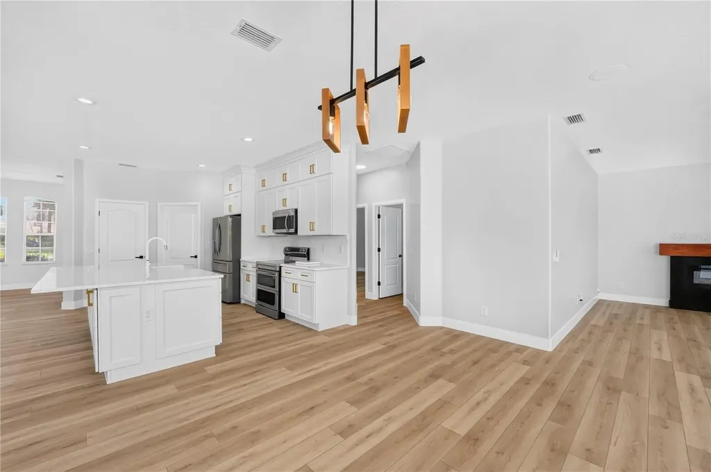 572 Oceanside Boulevard Melbourne FL 32903
