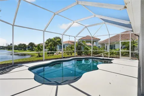 572 Oceanside Boulevard Melbourne FL 32903