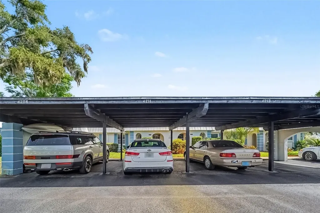 4211 Regal Place New Port Richey FL 34652
