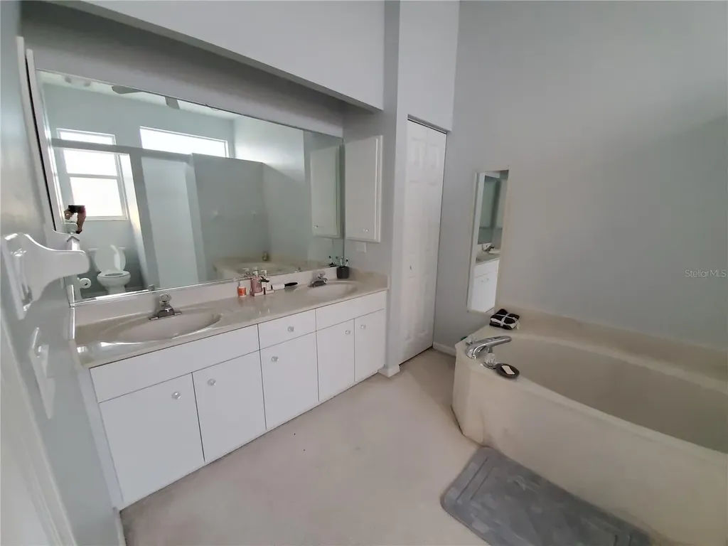 1141 Southlake Court Venice FL 34285