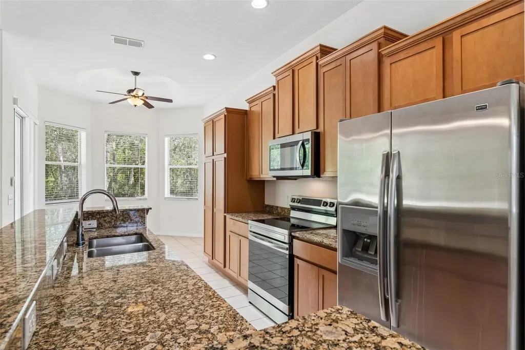 37 Greenpark Boulevard Homosassa FL 34446