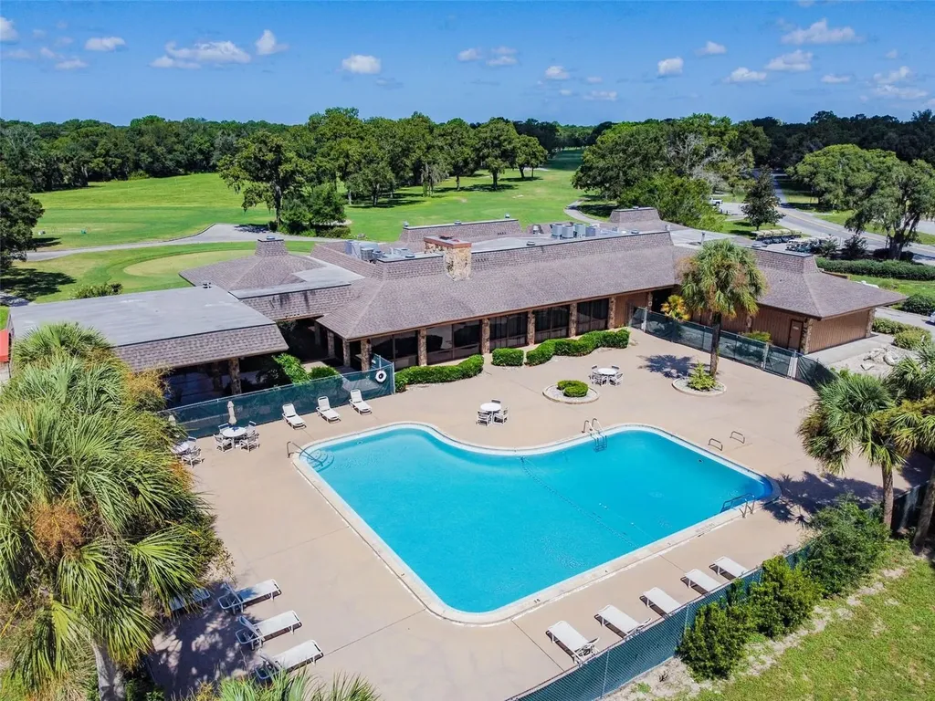 37 Greenpark Boulevard Homosassa FL 34446