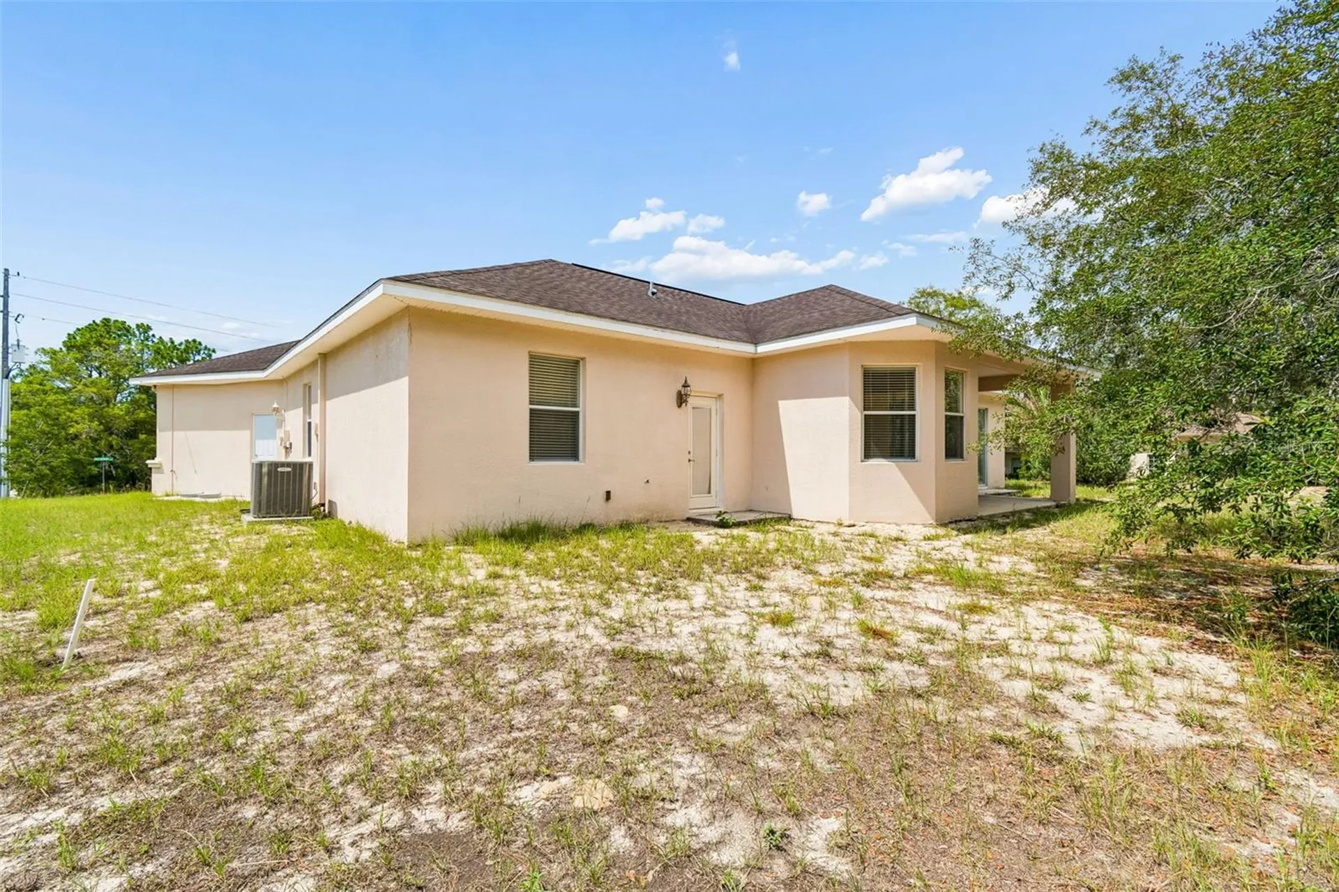 37 Greenpark Boulevard Homosassa FL 34446