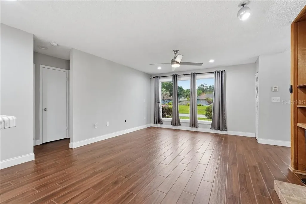 107 Elm Square S Lakeland FL 33813