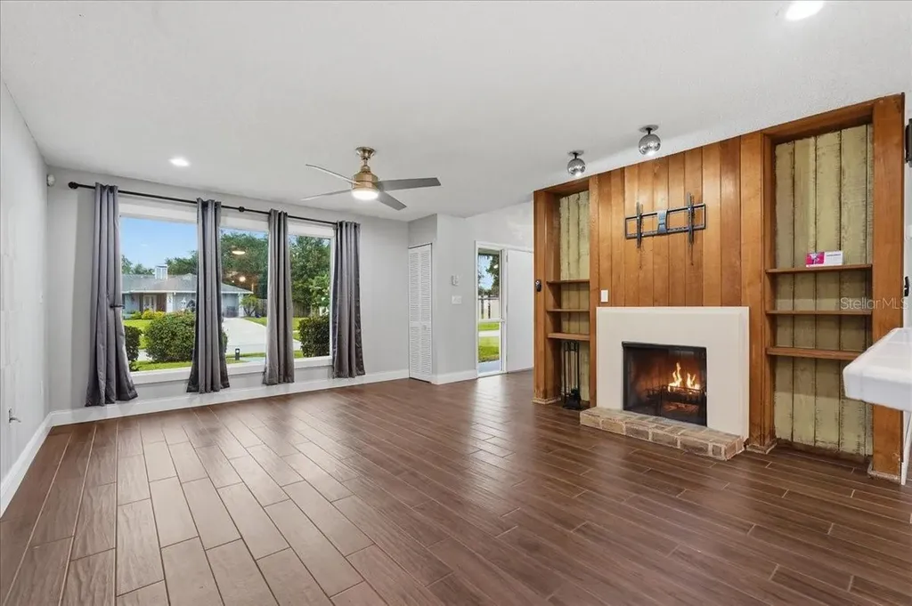 107 Elm Square S Lakeland FL 33813