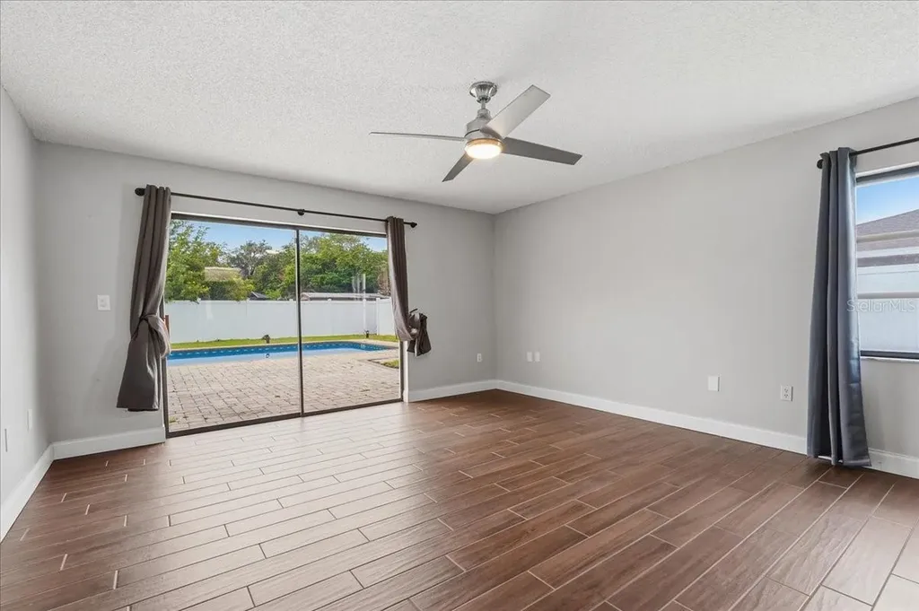 107 Elm Square S Lakeland FL 33813
