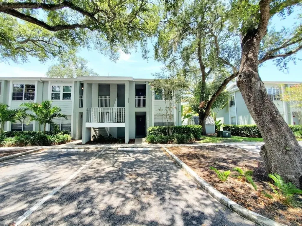 5440 S Macdill Avenue Tampa FL 33611