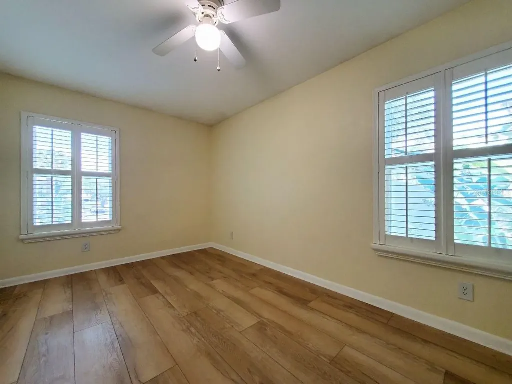 5440 S Macdill Avenue Tampa FL 33611