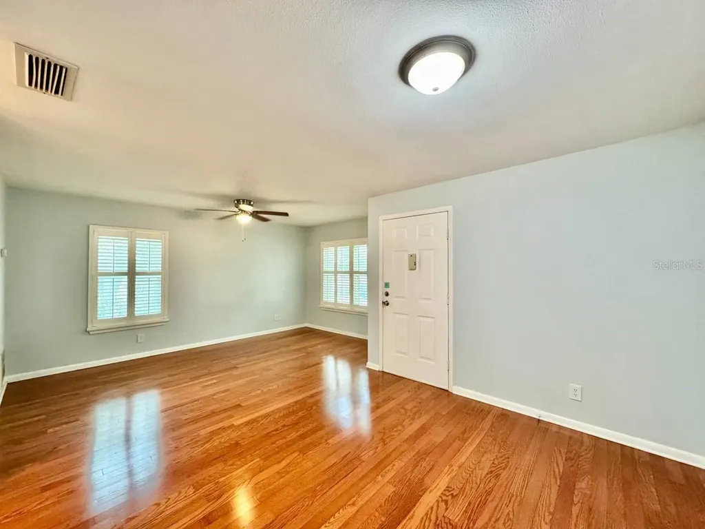5440 S Macdill Avenue Tampa FL 33611