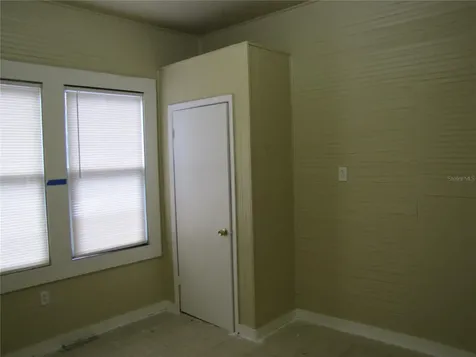 1026 E 15th Avenue Tampa FL 33605