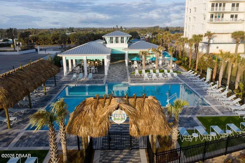 842 Attitude Avenue Daytona Beach FL 32124