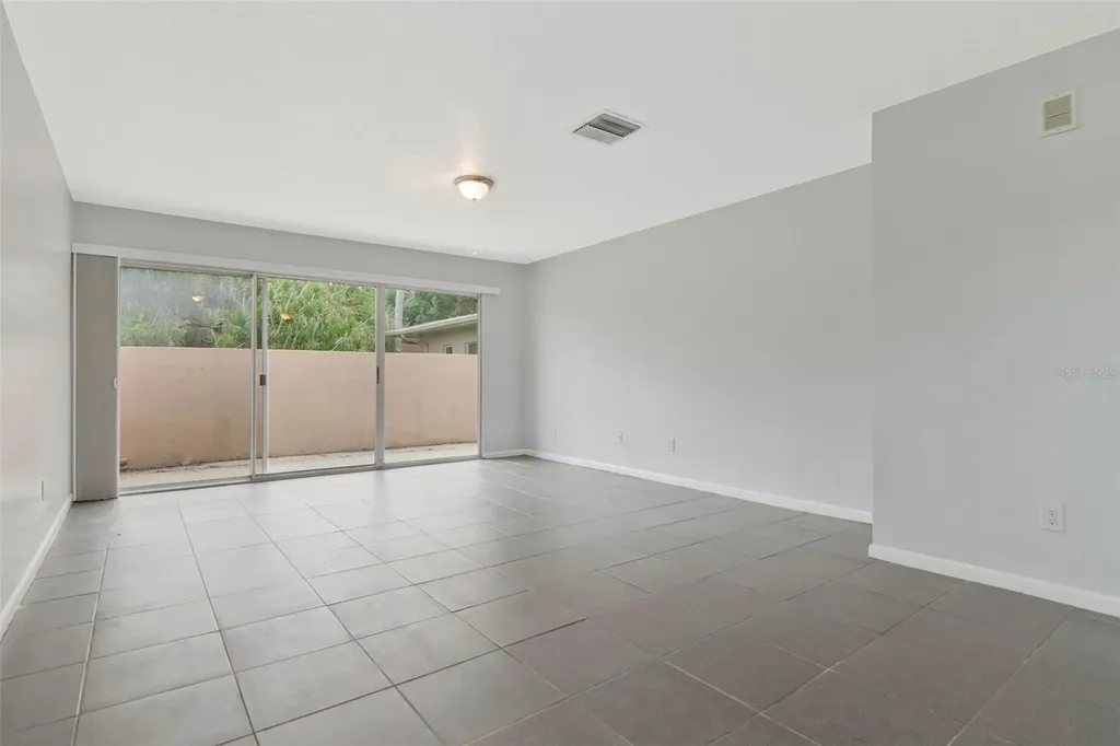 2284 Oak Neck Road Clearwater FL 33763