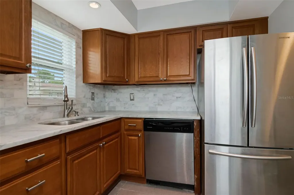 2284 Oak Neck Road Clearwater FL 33763