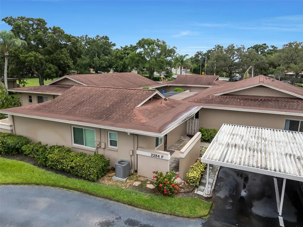 2284 Oak Neck Road Clearwater FL 33763