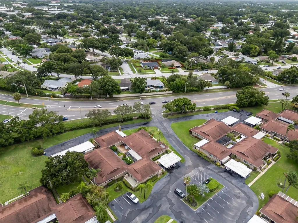 2284 Oak Neck Road Clearwater FL 33763