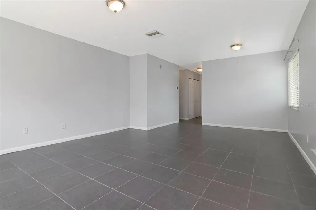 2284 Oak Neck Road Clearwater FL 33763