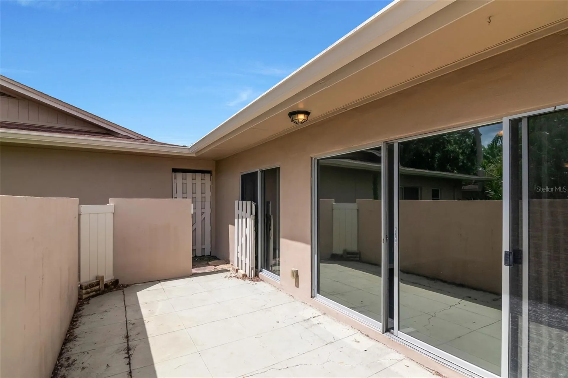 2284 Oak Neck Road Clearwater FL 33763