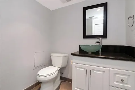 2284 Oak Neck Road Clearwater FL 33763