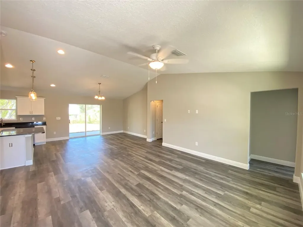 5221 SW 115th Loop Ocala FL 34476