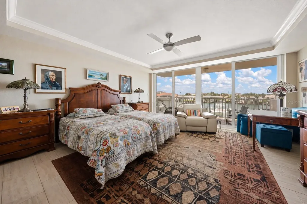 223 Island Way Clearwater Beach FL 33767