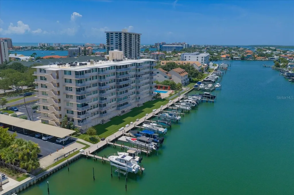 223 Island Way Clearwater Beach FL 33767