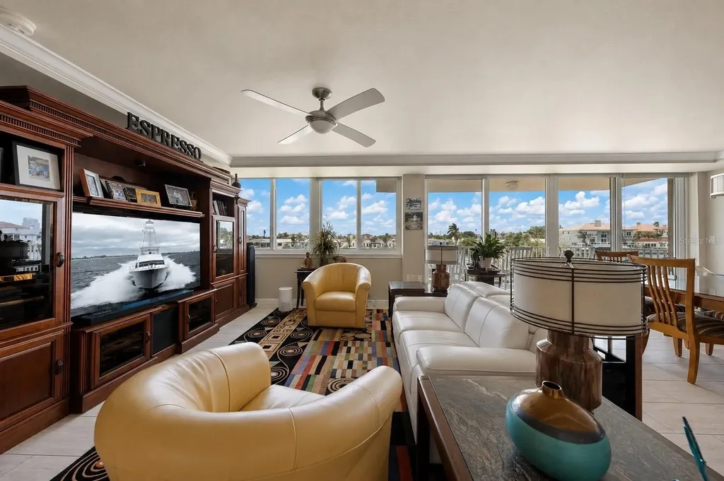 223 Island Way Clearwater Beach FL 33767