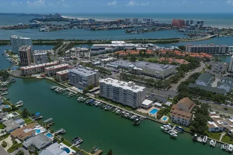 223 Island Way Clearwater Beach FL 33767