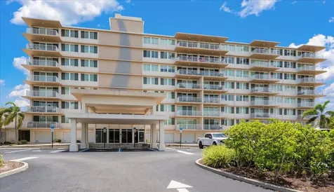 223 Island Way Clearwater Beach FL 33767