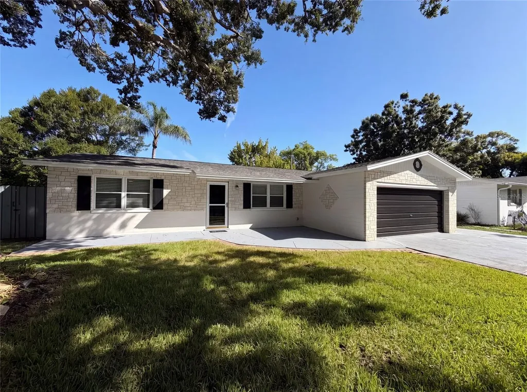624 Sherman Road South Daytona FL 32119