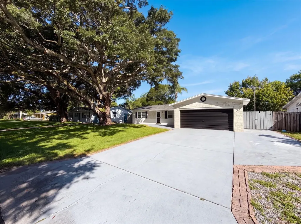 624 Sherman Road South Daytona FL 32119