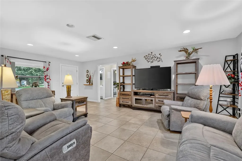 37414 Turner Drive Umatilla FL 32784