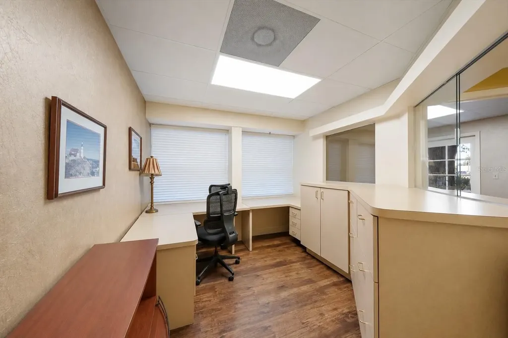 1521 Tamiami Trail S Venice FL 34285