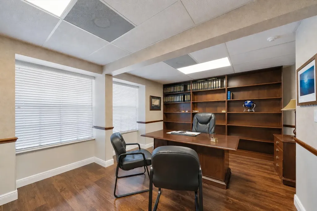 1521 Tamiami Trail S Venice FL 34285