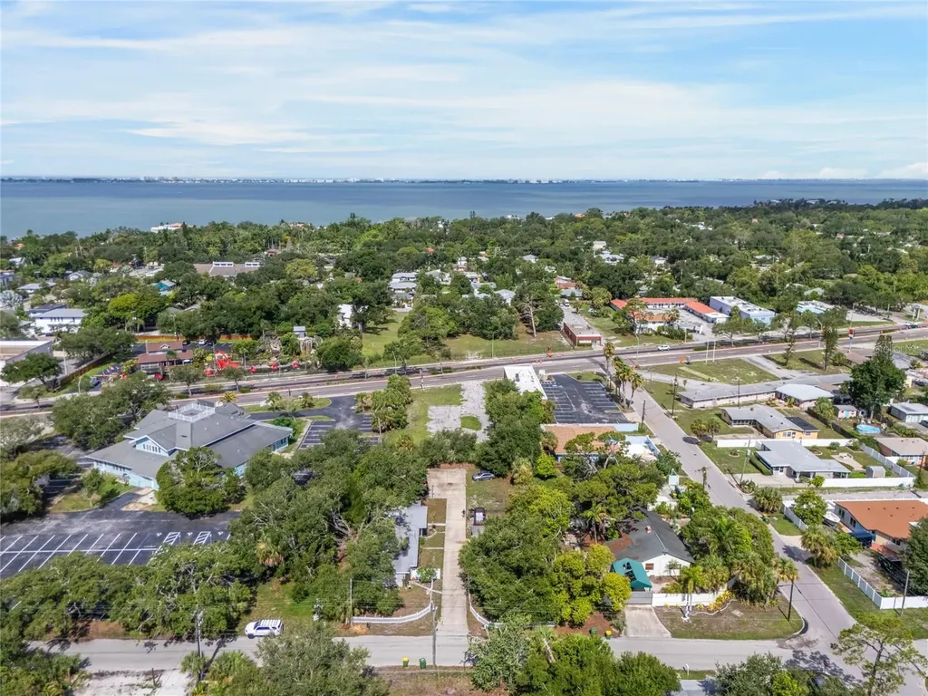 3917 Royal Palm Avenue Sarasota FL 34234