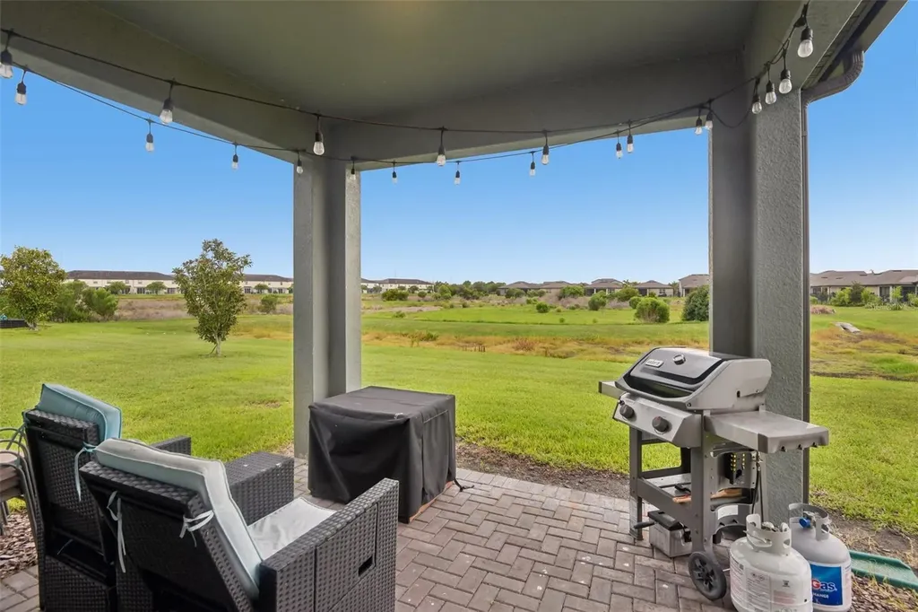 5319 Fallen Leaf Drive Riverview FL 33578