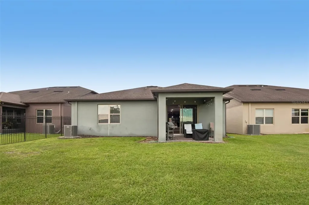 5319 Fallen Leaf Drive Riverview FL 33578