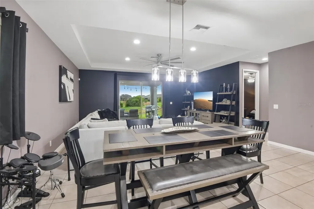 5319 Fallen Leaf Drive Riverview FL 33578