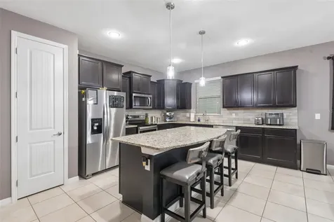 5319 Fallen Leaf Drive Riverview FL 33578