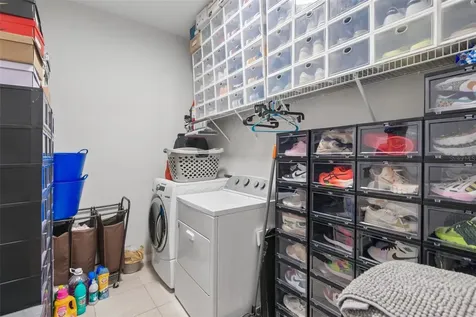 5319 Fallen Leaf Drive Riverview FL 33578