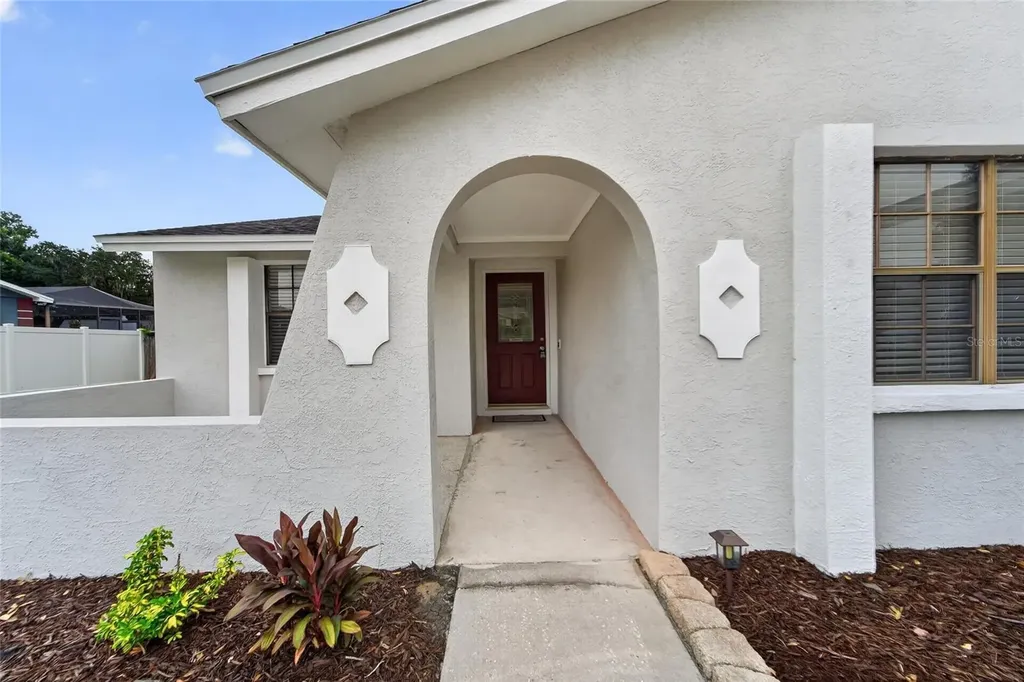3414 King George Lane Seffner FL 33584